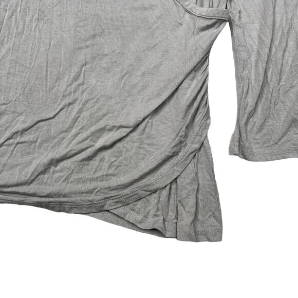 ModCloth V-Neck Ruched Suplice 3/4 Sleeve Top Shirt Gray Womens Medium - Picture 4 of 7